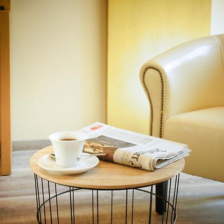 Hotel Athen Kelsterbach Frankfurt Airport Экстерьер фото