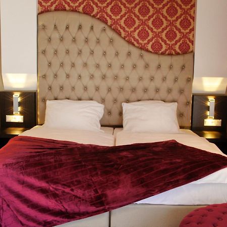 Hotel Athen Kelsterbach Frankfurt Airport Экстерьер фото
