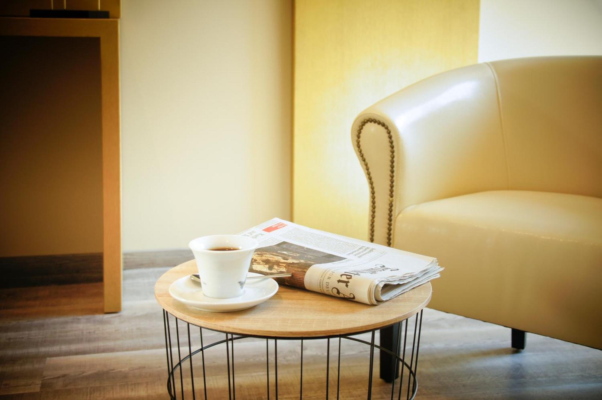 Hotel Athen Kelsterbach Frankfurt Airport Экстерьер фото