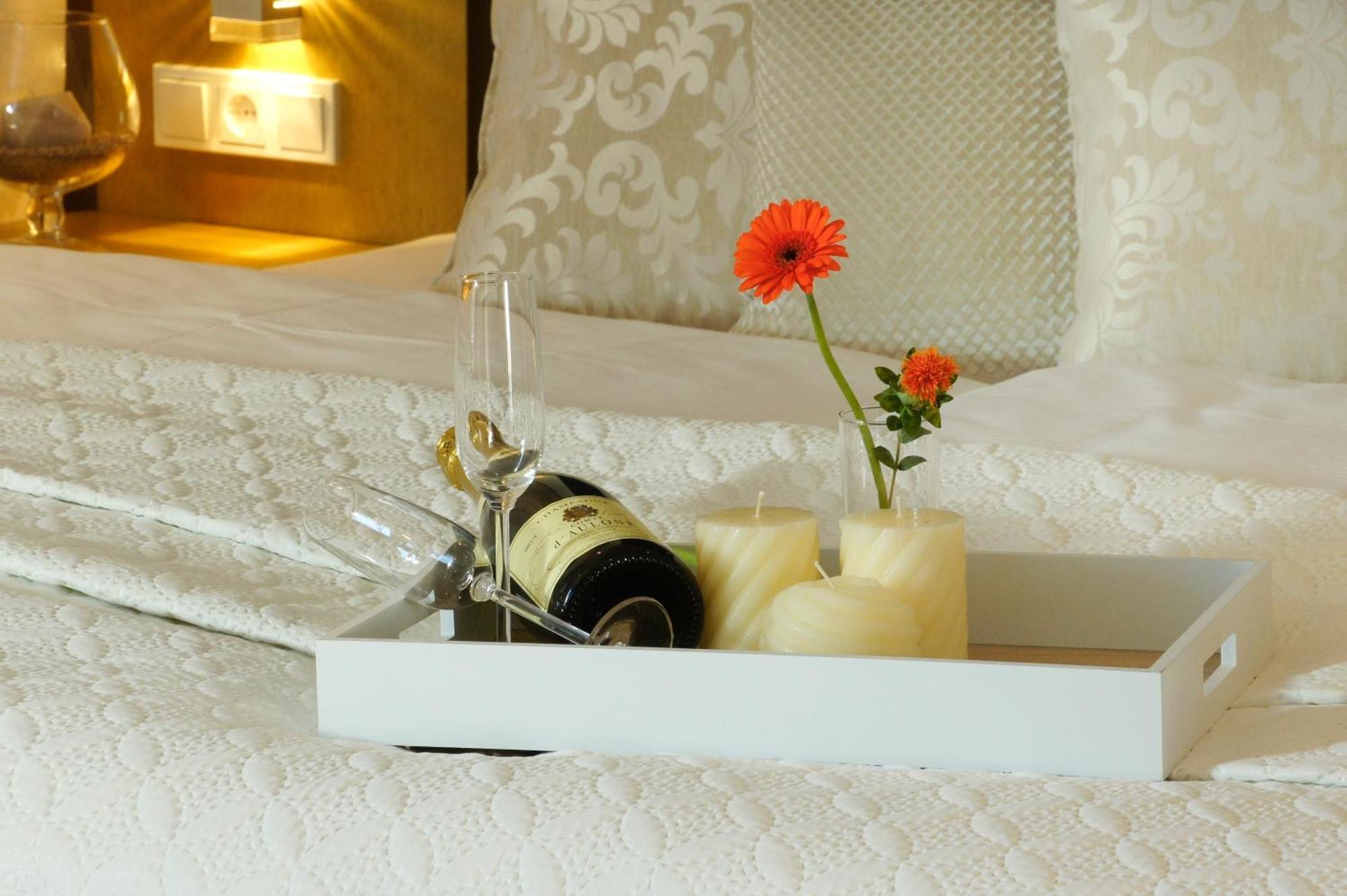 Hotel Athen Kelsterbach Frankfurt Airport Экстерьер фото